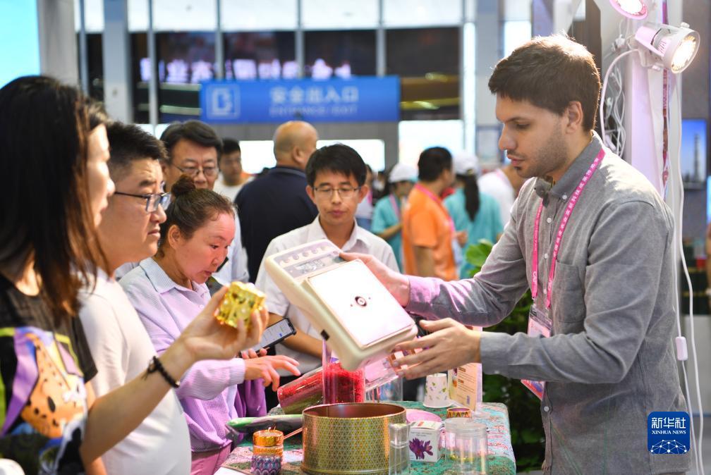 皇冠游戏名